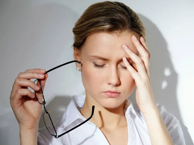 Giải mã mắt trái nữ giật theo giờ và những quan niệm dân gian